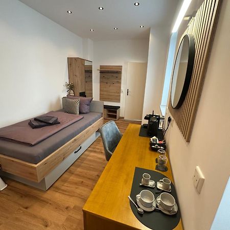 Artemis Zimmervermietung 5 Ein Bettzimmer Sundern Bagian luar foto